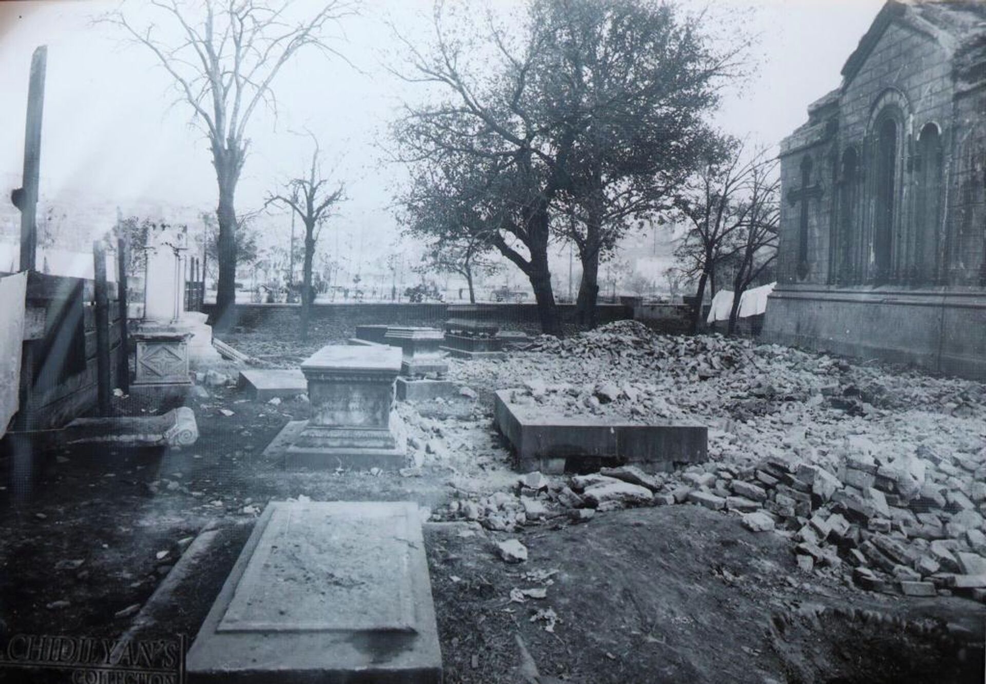 Древние гробницы обнаружены на территории Минкульта в Тбилиси  - Sputnik საქართველო, 1920, 19.10.2022