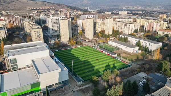 Новый футбольный центр  в Тбилиси в районе Диди Дигоми - Sputnik Грузия