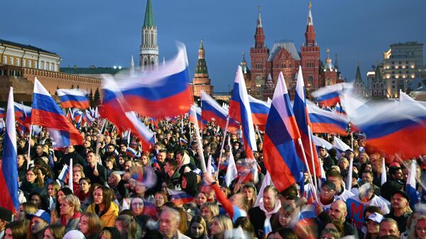 Президент РФ В. Путин принял участие в митинге-концерте на Красной площади - Sputnik Грузия