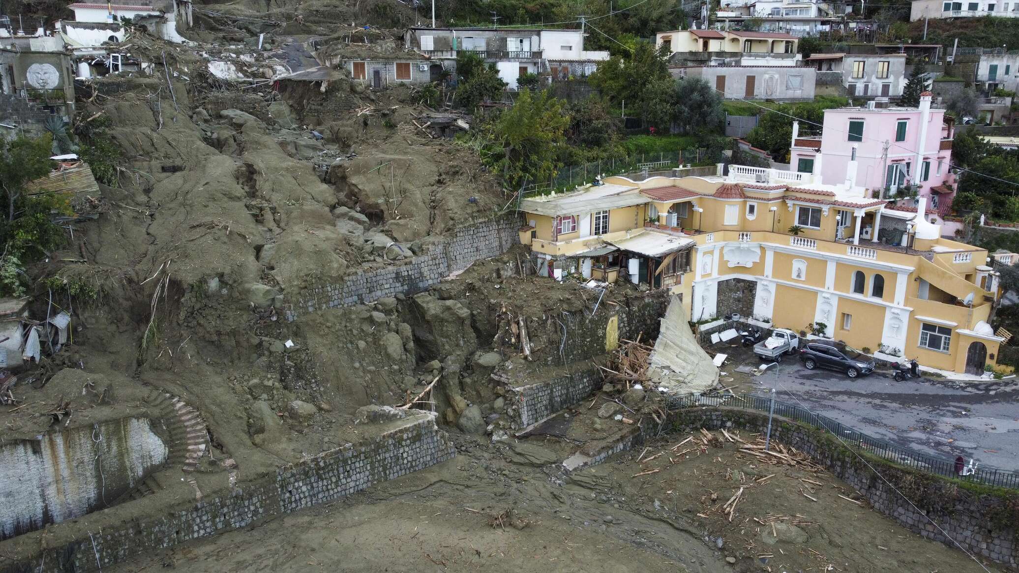 Donde esta la isla de ischia