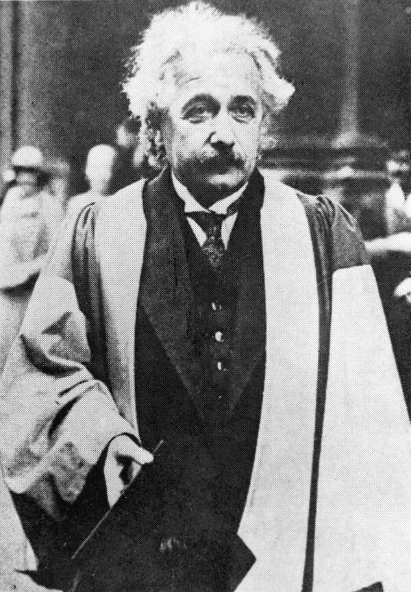 Альберт Эйнштейн, один из основателей современной теоретической физики и нобелевский лауреат - Sputnik Грузия