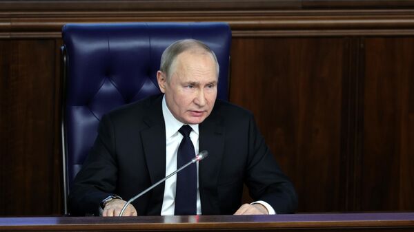 Президент РФ Владимир Путин на расширенном заседании коллегии Министерства обороны - Sputnik Грузия