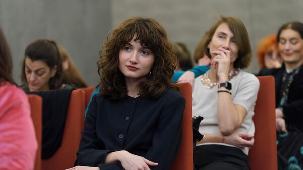 Победители студенческого конкурса Пиши про грузинское кино выявлены в Тбилиси - Sputnik Грузия