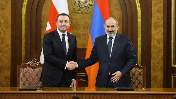 Ираклий Гарибашвили и Никол Пашинян - Sputnik Грузия