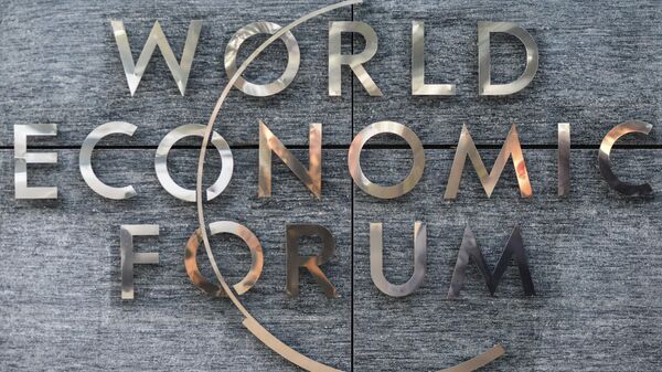 Табличка на въезде на территорию швейцарской неправительственной организации Всемирный экономический форум (WEF) в Женеве. - Sputnik Грузия