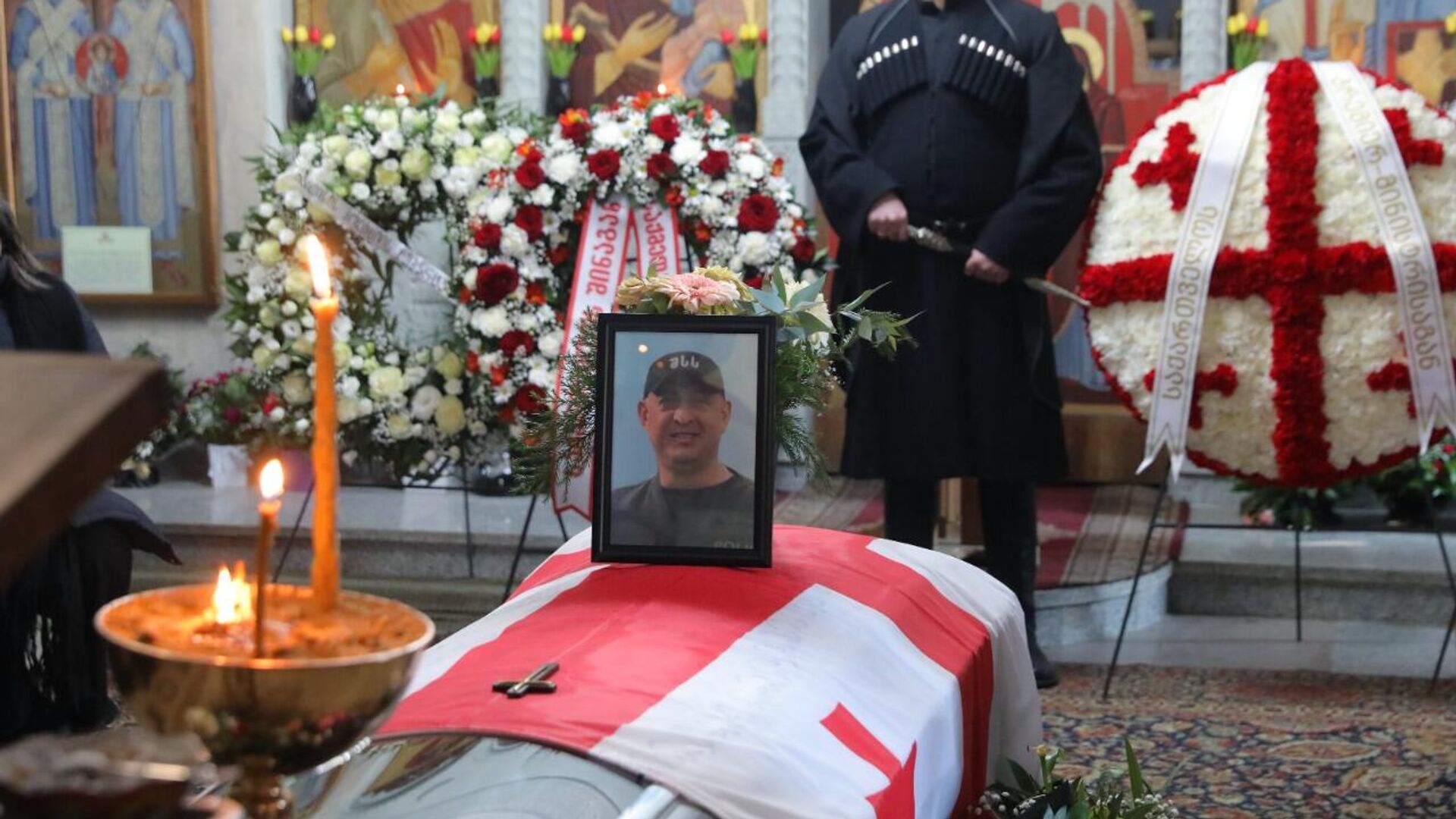 Церемония прощания с полицейским, погибшим в Сагареджо - Sputnik საქართველო, 1920, 25.01.2023