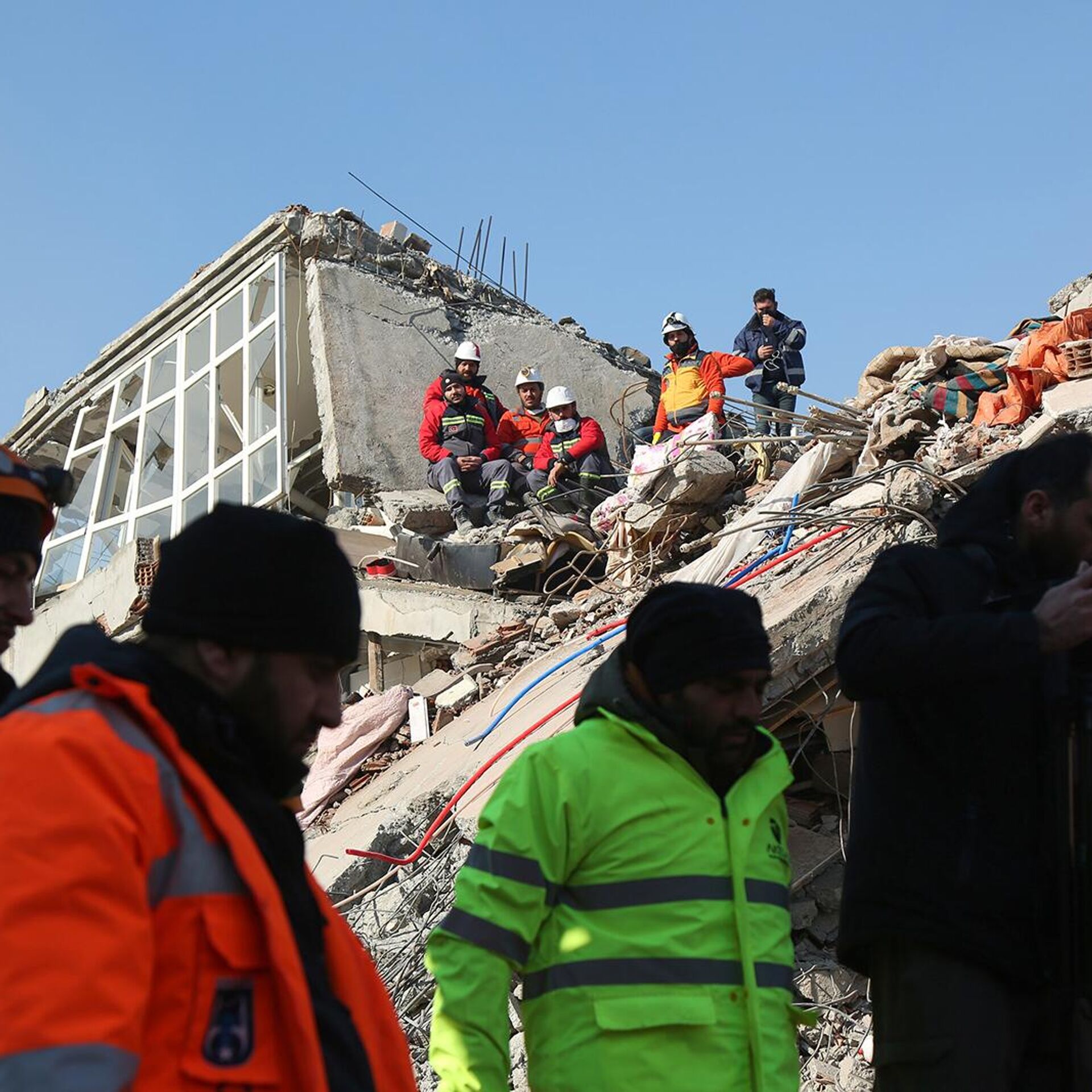 10 последние землетрясений. Землетрясение в Турции и Сирии 2023. Жертвы землетрясения в Турции 2023. Землетрясение в Турции февраль 2023.