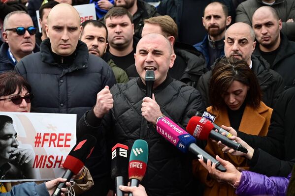 &quot;Мы открыли штаб освобождения Михаила Саакашвили, который параллельно будет центральным офисом &quot;Нацдвижения&quot; в Тбилиси&quot;, – заявил лидер партии Леван Хабеишвили - Sputnik Грузия
