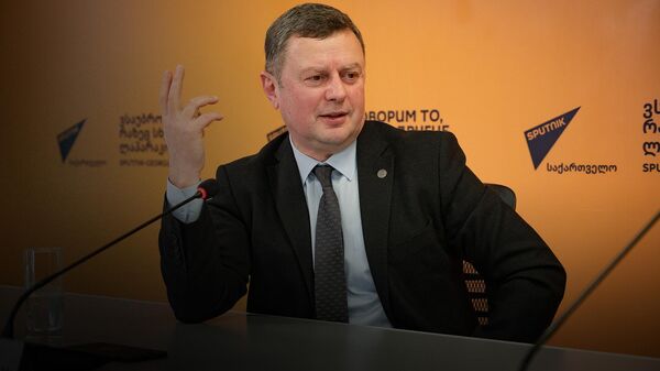 Экс-депутат рассказал, в чем уникальность отношений Грузии и России
 - Sputnik Грузия
