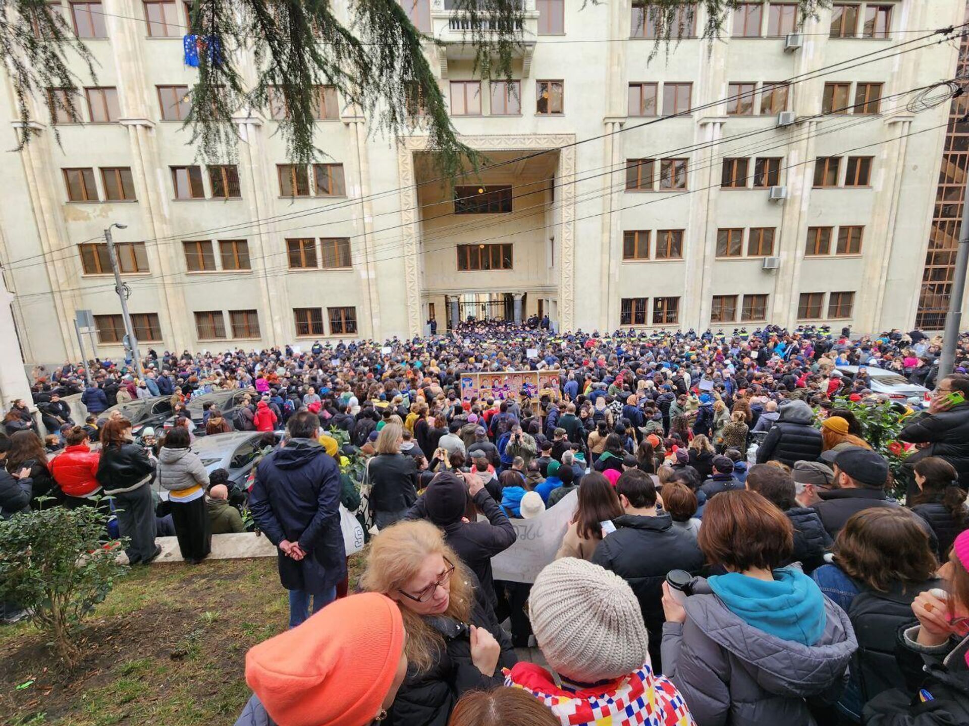 Акция протеста оппозиции у здания парламента Грузии 6 марта 2023 - Sputnik საქართველო, 1920, 06.03.2023
