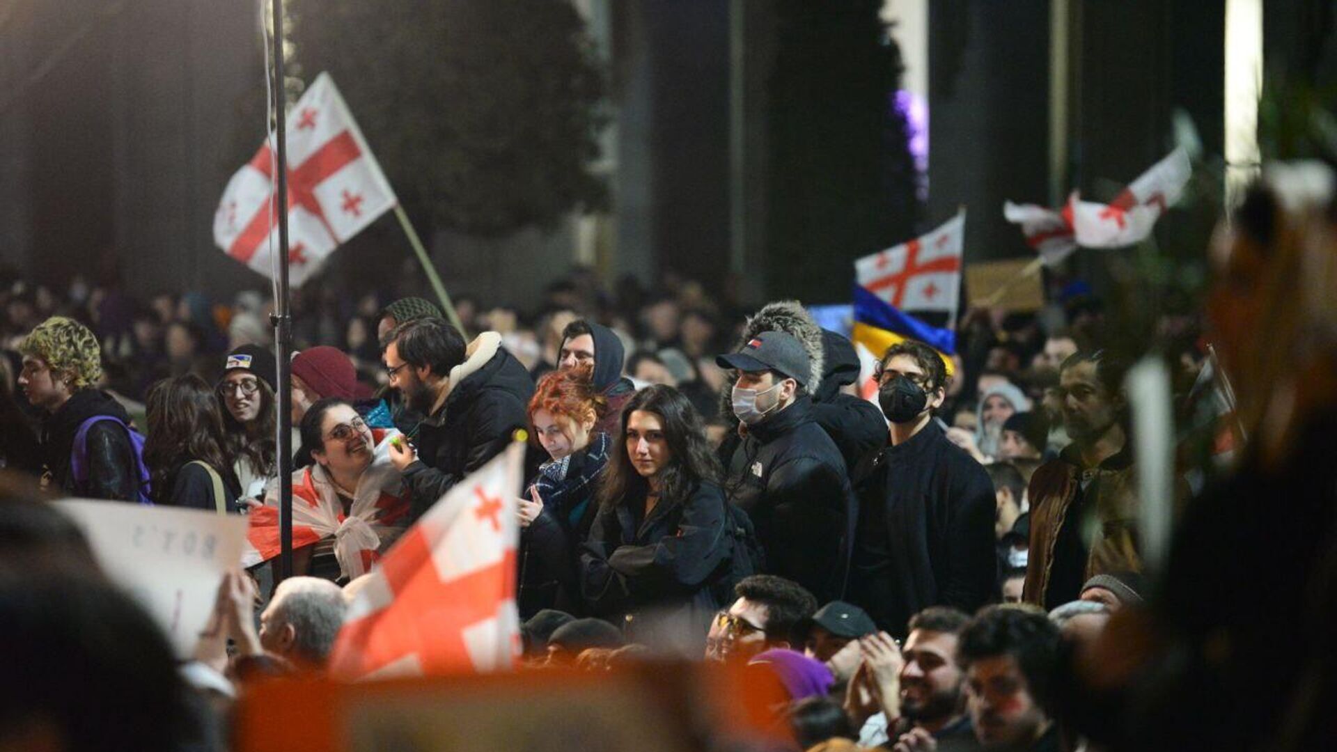 Акция протеста у здания парламента Грузии против закона об иноагентах 9 марта 2023 - Sputnik Грузия, 1920, 10.03.2023
