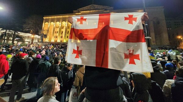 Акция протеста у здания парламента Грузии против закона об иноагентах 9 марта 2023 - Sputnik Грузия