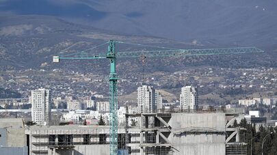 Жилые дома и новостройки в районе Диди Дигоми 