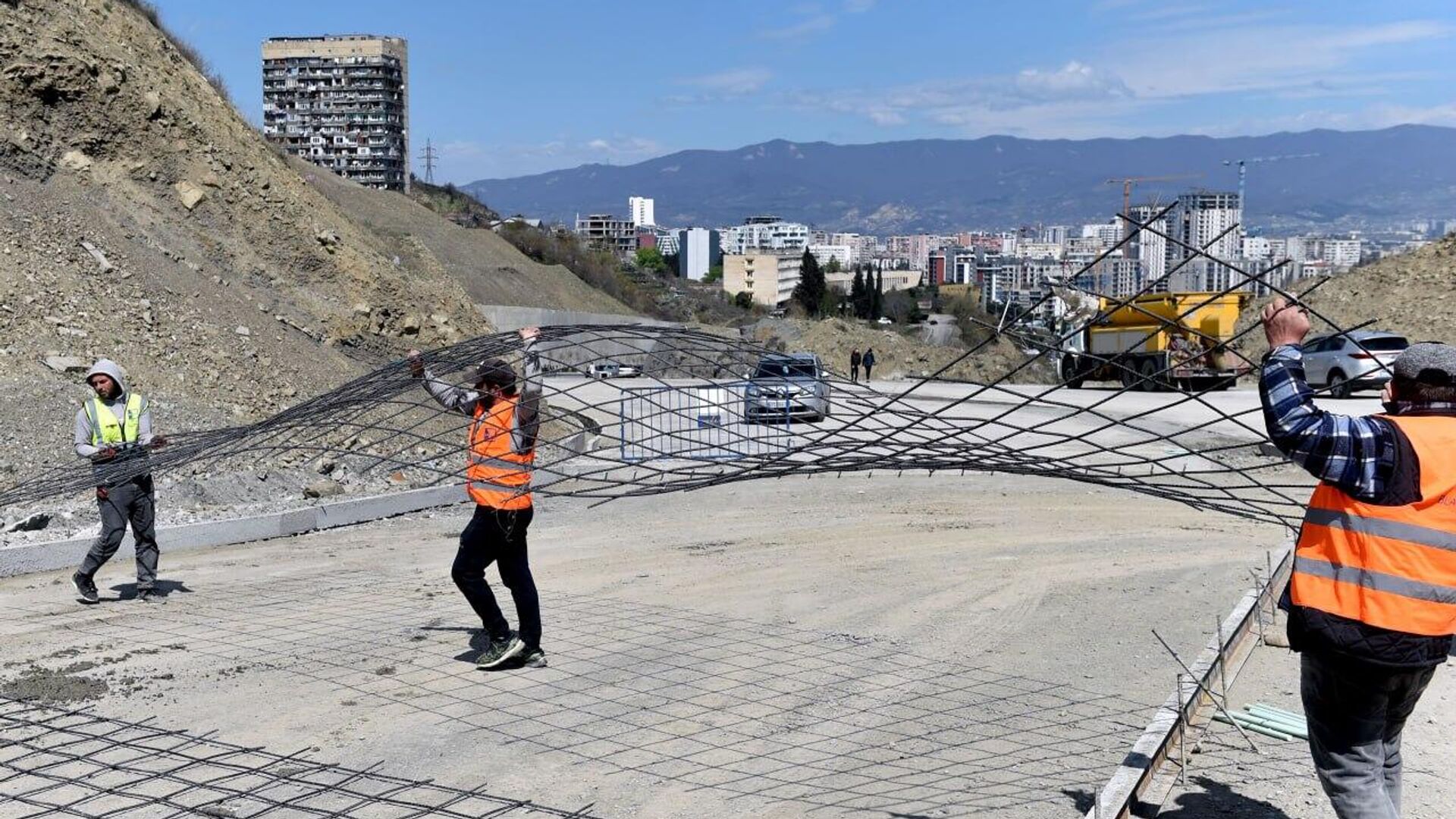С мая откроется новая дорога, соединяющая проспект Геловани с улицей Мачавариани - Sputnik Грузия, 1920, 31.05.2023