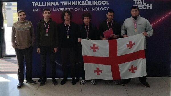 Ученики школы Комарова получили пять медалей на Балтийской олимпиаде по физике - Sputnik Грузия