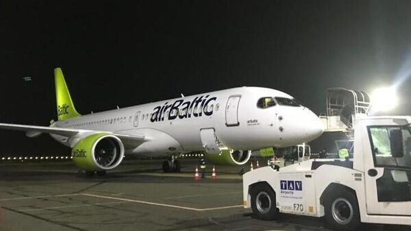 Air Baltic возобновила рейсы в направлении Батуми - Sputnik Грузия