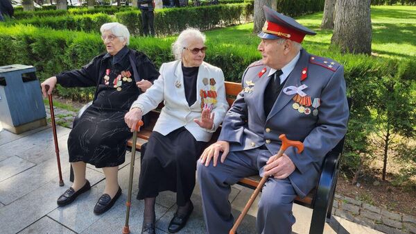 Празднование Дня Победы в парке Киквидзе. 9 мая 2023 года - Sputnik Грузия