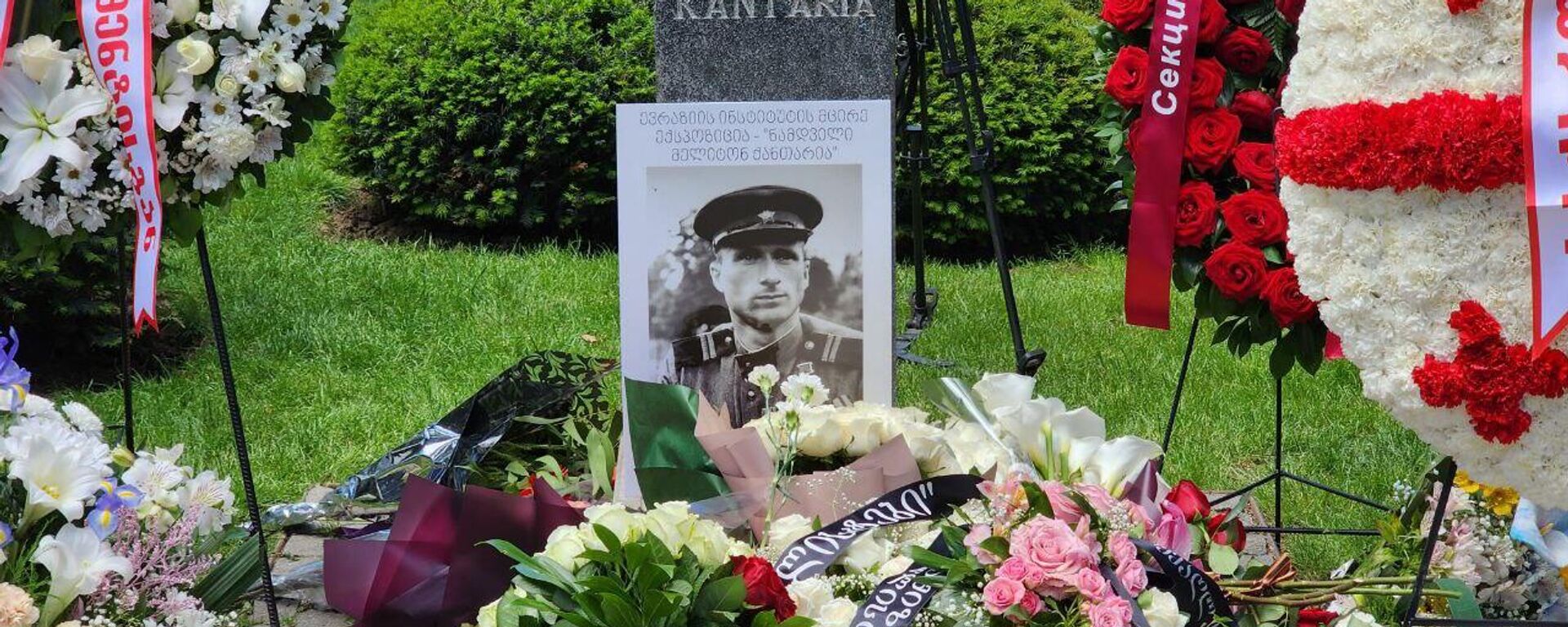 Празднование Дня Победы в парке Киквидзе. 9 мая 2023 года. Памятник Мелитону Кантария
 - Sputnik Грузия, 1920, 09.05.2026