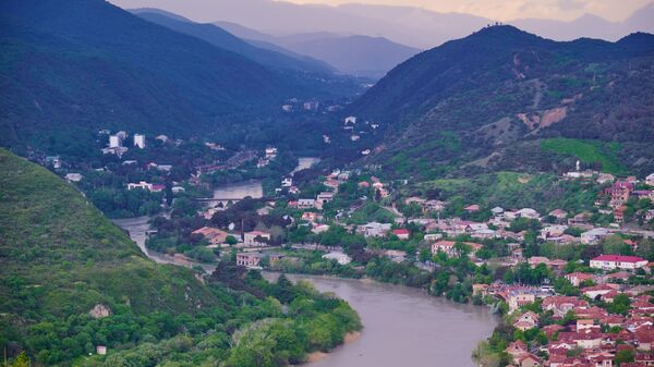 Город Мцхета и слияние двух рек, Арагви и Куры. Вид с монастыря Джвари - Sputnik Грузия