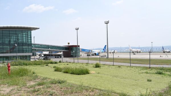Тбилисский международный аэропорт. Возобновление прямых рейсов с Россией - Sputnik Грузия