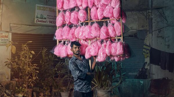 Снимок The Candy Man британского фотографа Jon Enoch, победивший в конкурсе 2023 Pink Lady® Food Photographer of the Year - Sputnik Грузия