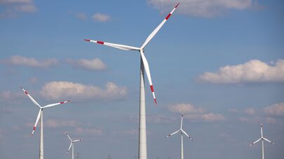 Кочубеевская ветряная электростанция