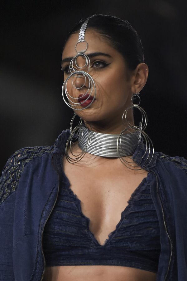 Karachi Fashion Week – ежегодный модный показ, главное событие индустрии в Пакистане. - Sputnik Грузия