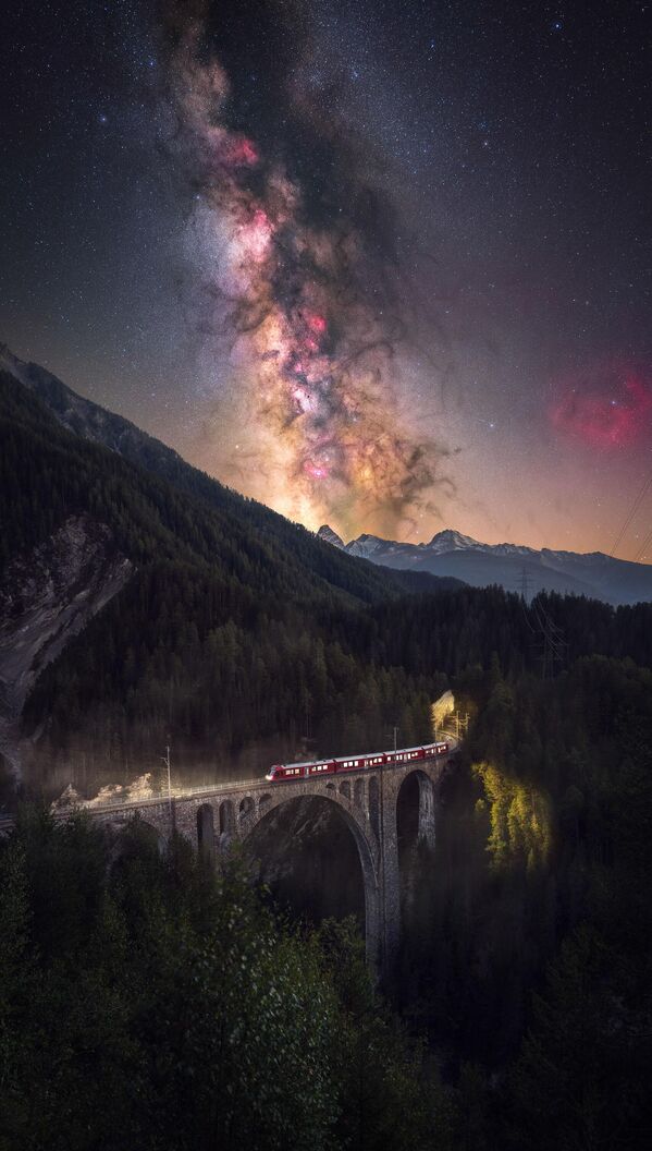 &quot;Ночной поезд&quot; фотографа Александра Форста.  - Sputnik Грузия