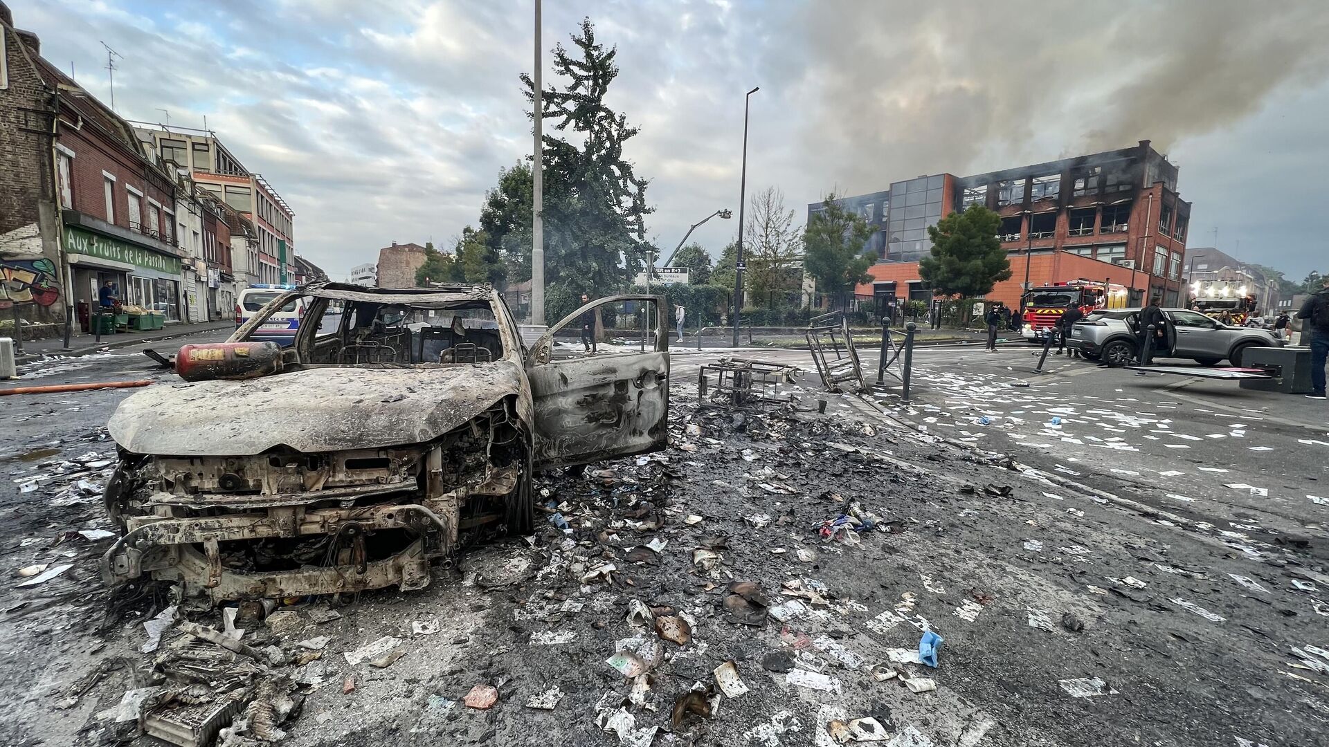 Свыше 1 700 человек получили тюремный срок за участие в погромах во Франции  – Минюст - 29.08.2023, Sputnik Грузия