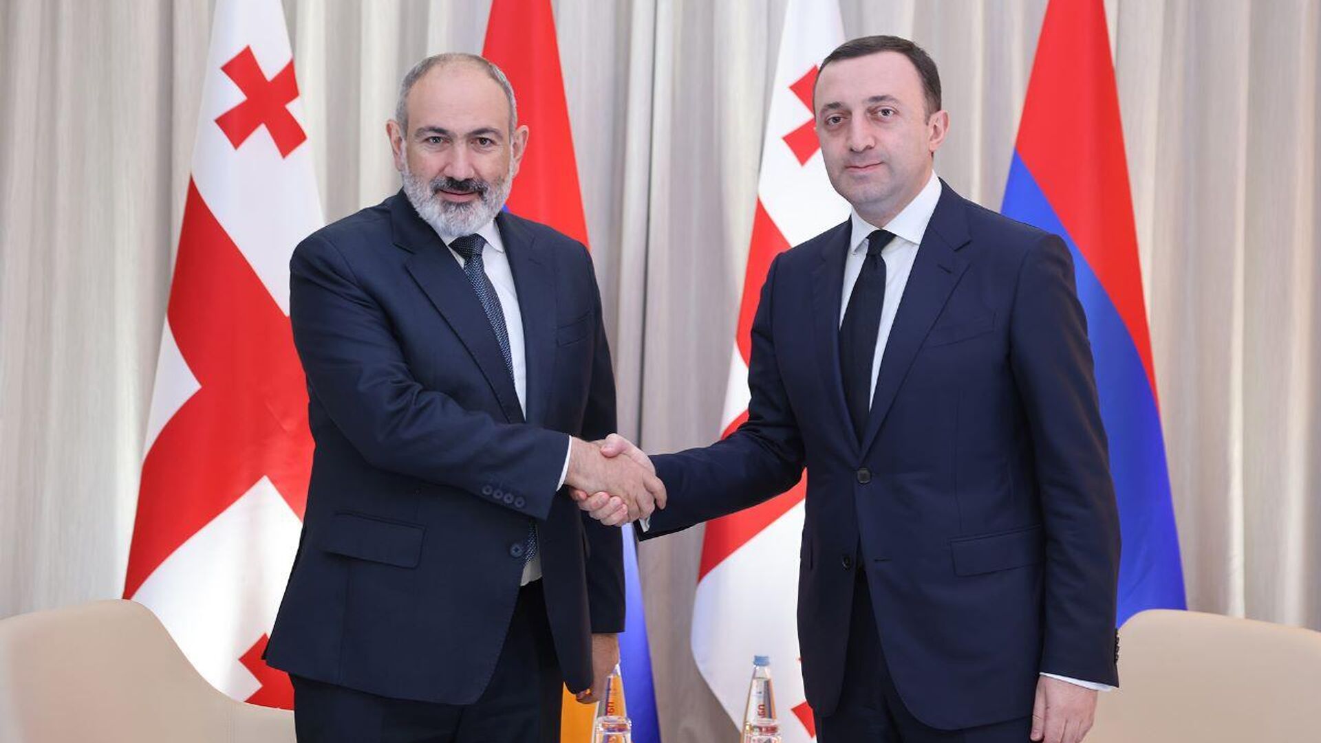 Грузия соглашение. Премьер министр Грузии. Премьер министр Армении. Армения и Россия отношения.