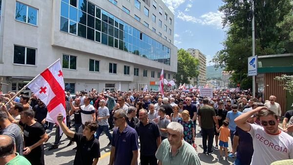 Противники проведения фестиваля Прайд в столице Грузии - Sputnik Грузия