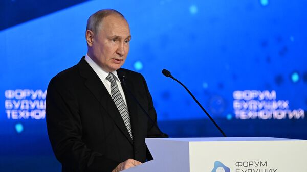Президент РФ В. Путин посетил форум будущих технологий  - Sputnik Грузия