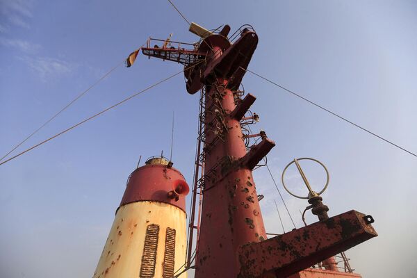 Судно Nautica 15 июля 2023 года вышло из Джибути и направилось к месту расположения полуразрушенного танкера FSO Safer для последующей перевалки нефти с борта на борт. - Sputnik Грузия
