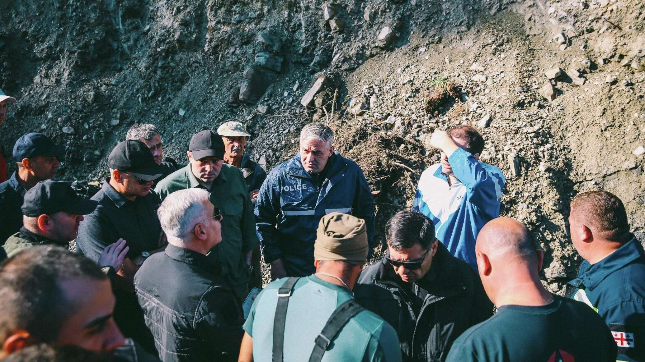 Число погибших в результате схода оползня в Шови возросло до 12