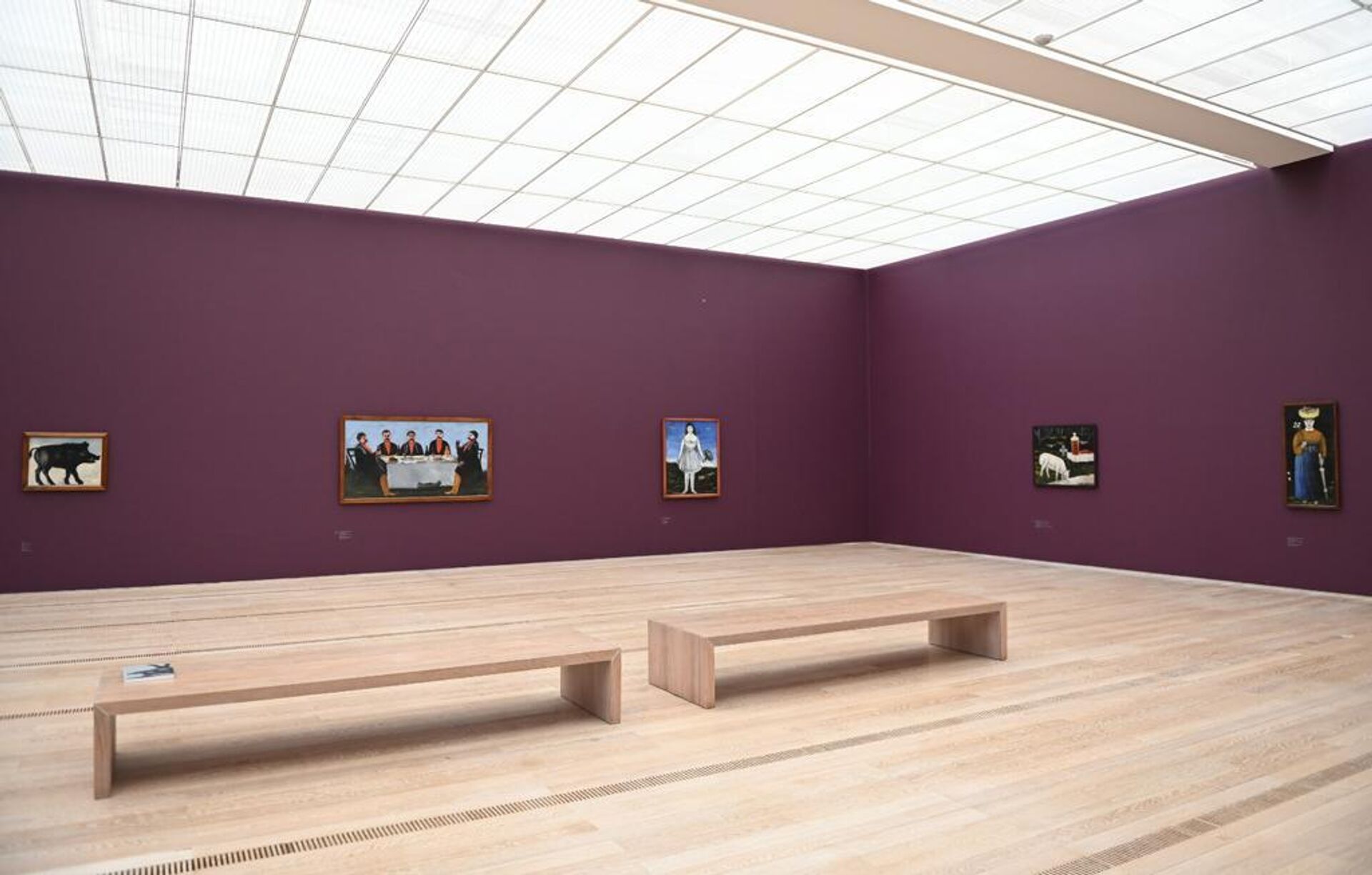 Выставка работ великого грузинского художника Нико Пиросмани открылась в Музее фонда Бейелера в Швейцарии - Sputnik Грузия, 1920, 17.09.2023