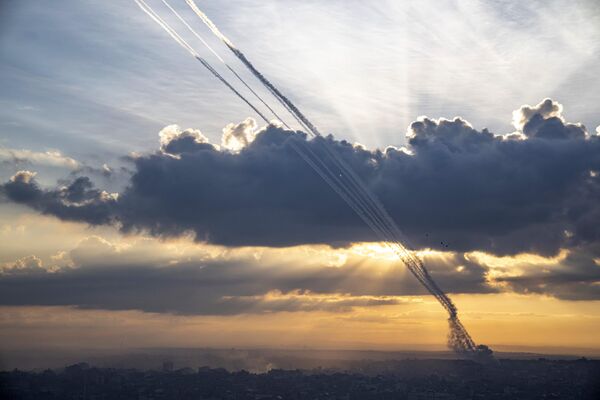 7 ოქტომბრის დილას ისრაელის სამხრეთ და ცენტრალურ მხარეებში საჰაერო განგაშის ხმა გაისმა - Sputnik საქართველო