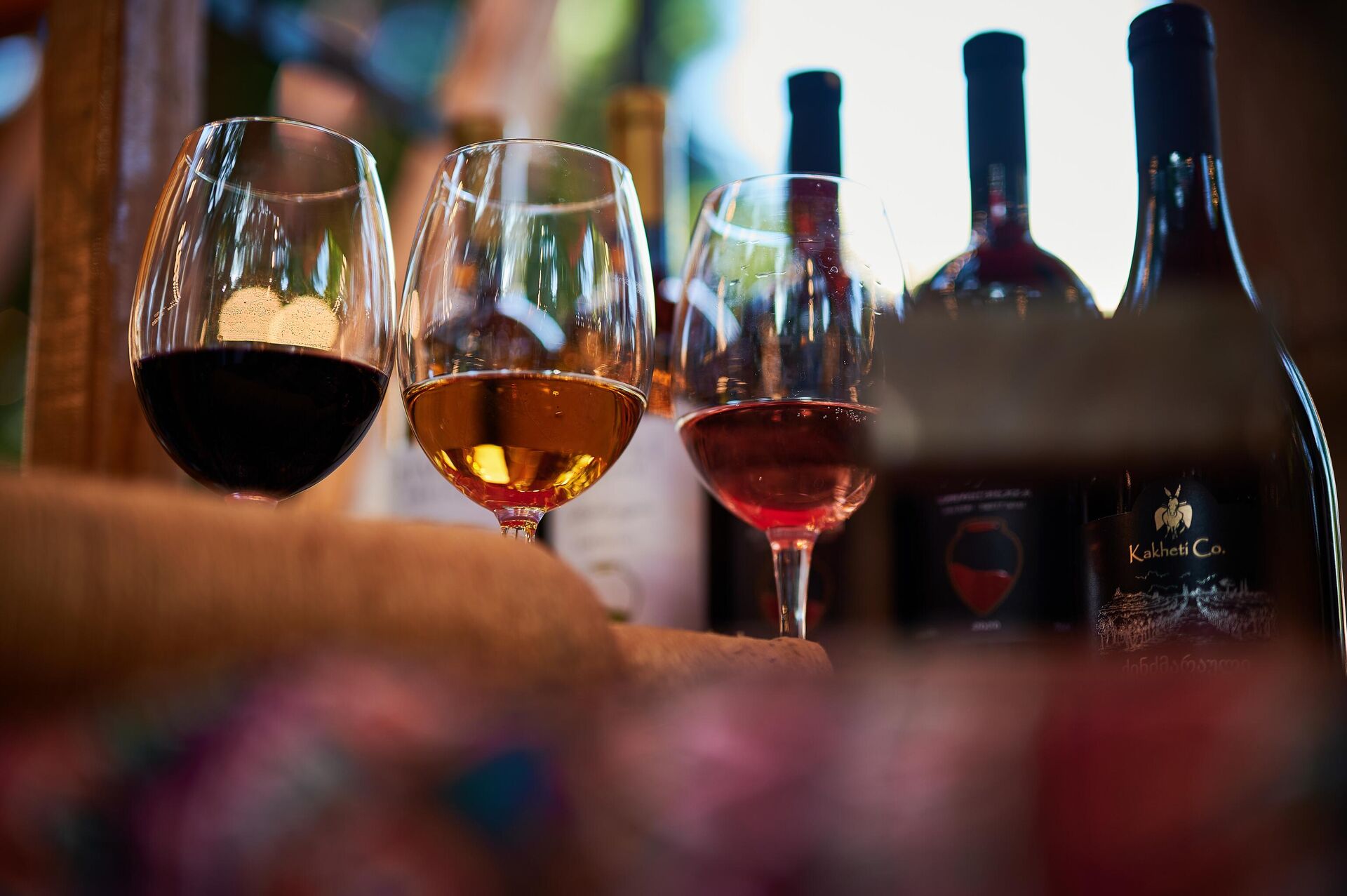 Дни вина в Грузии - винный фестиваль в Александровском саду. Грузинское вино - Sputnik Грузия, 1920, 14.02.2026