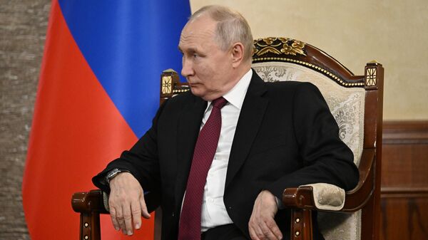 Визит президента РФ В. Путина в Киргизию - Sputnik Грузия