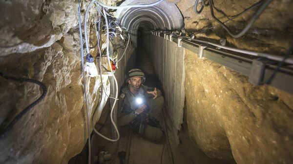 Израильские солдаты в туннелях ХАМАС рядом с границей сектора Газа - Sputnik საქართველო