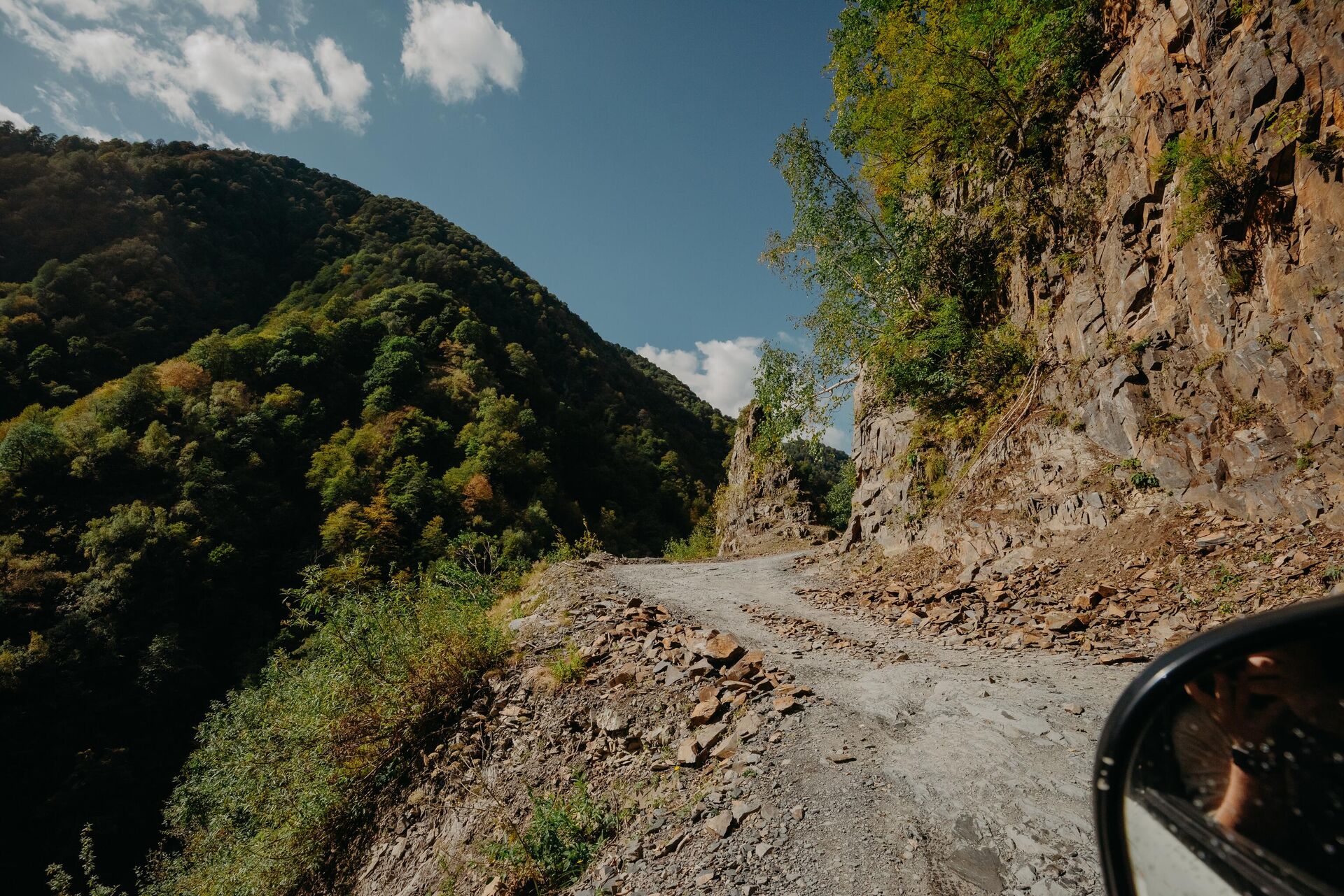 Опасные дороги в горах Тушети - Sputnik Грузия, 1920, 20.12.2025