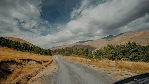 Опасные дороги в горах Тушети - Sputnik Грузия