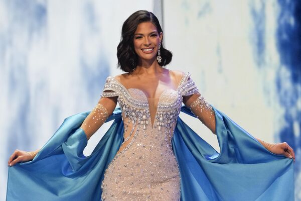 Паласиос стала первой представительницей Никарагуа и вообще Центральной Америки, выигравшей конкурс &quot;Мисс Вселенная&quot;. - Sputnik Грузия