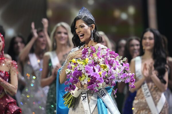 Победительницей конкурса &quot;Мисс Вселенная&quot; в Сальвадоре стала участница из Никарагуа Шейннис Паласиос. - Sputnik Грузия