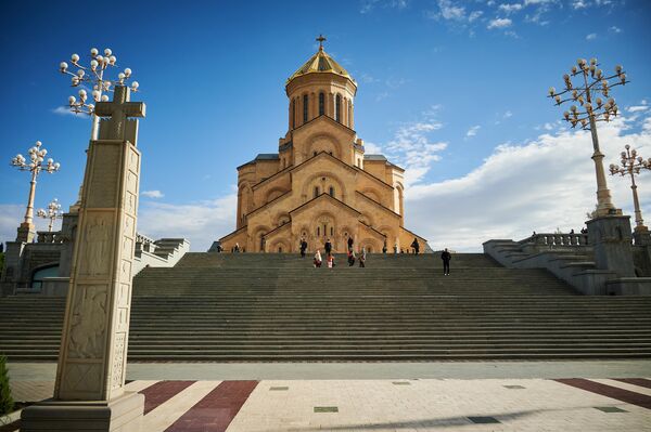 День святого Георгия &quot;Гиоргоба&quot; отмечался 23 ноября во всех православных храмах Грузии.  - Sputnik Грузия