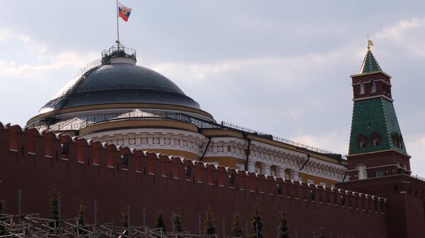 Купол Сената и Сенатская башня Московского Кремля - Sputnik Грузия