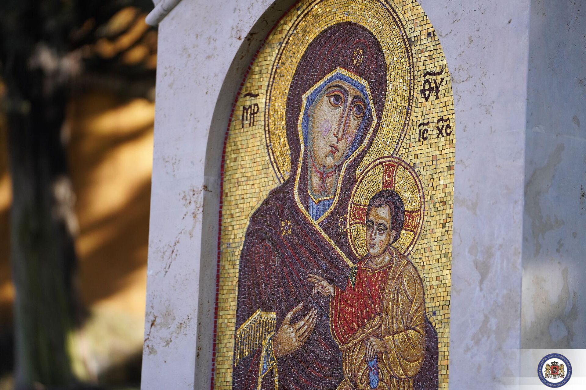 Стелу с мозаичной иконой Иверской иконы Божией Матери,  созданной в Грузии, установили в Ватикане - Sputnik Грузия, 1920, 29.11.2023