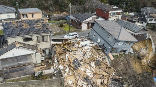 Разрушения после сильного землетрясения в Японии 2 января 2024 года - Sputnik საქართველო