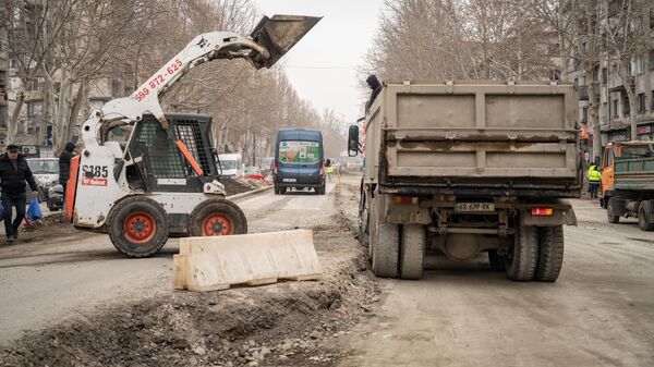Ремонт проспекта Церетели в Тбилиси: мэрия продлевает ограничения