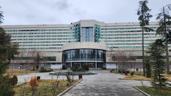 Здание Республиканской больницы - Sputnik Грузия