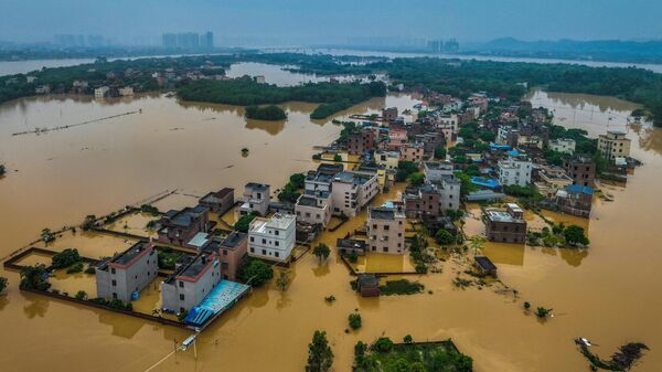 Наводнение в Цинъюань, провинция Гуандун, Китай - Sputnik Грузия
